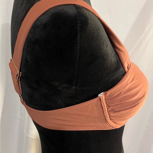 2 Piece Bikini asymmetrical bottoms with tie on the right side - Picture 6 of 9